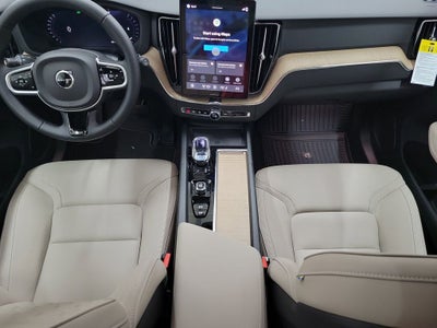 2026 Volvo XC60 B5 Plus
