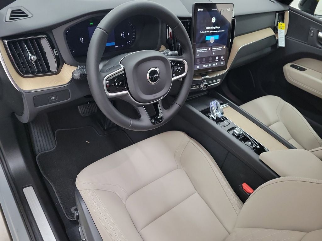 2026 Volvo XC60 B5 Plus