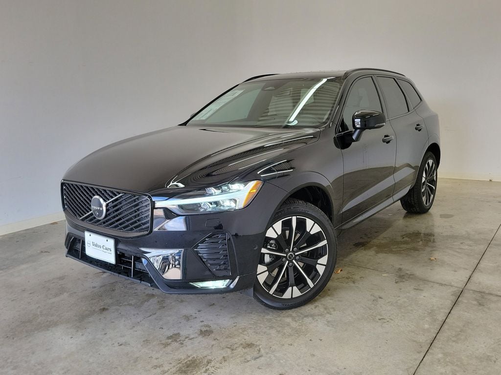 2026 Volvo XC60 B5 Plus
