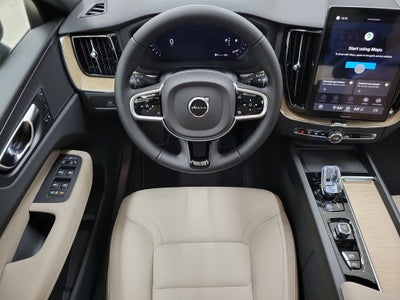 2026 Volvo XC60 B5 Plus