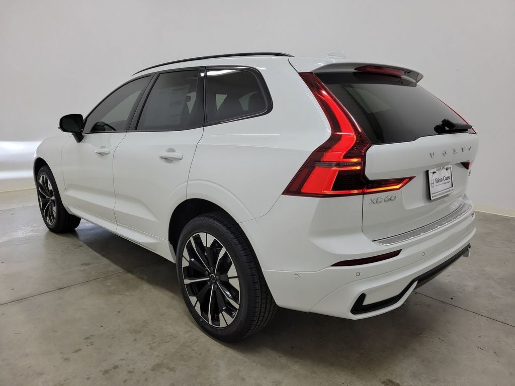 2026 Volvo XC60 B5 Plus