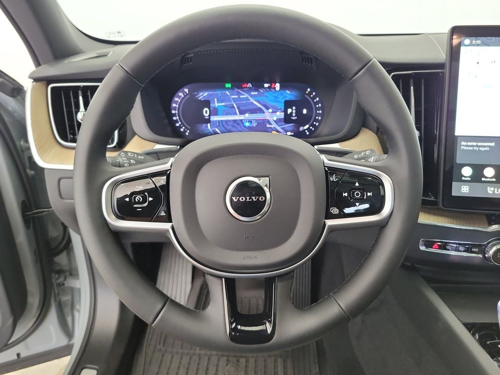 2026 Volvo XC60 B5 Plus