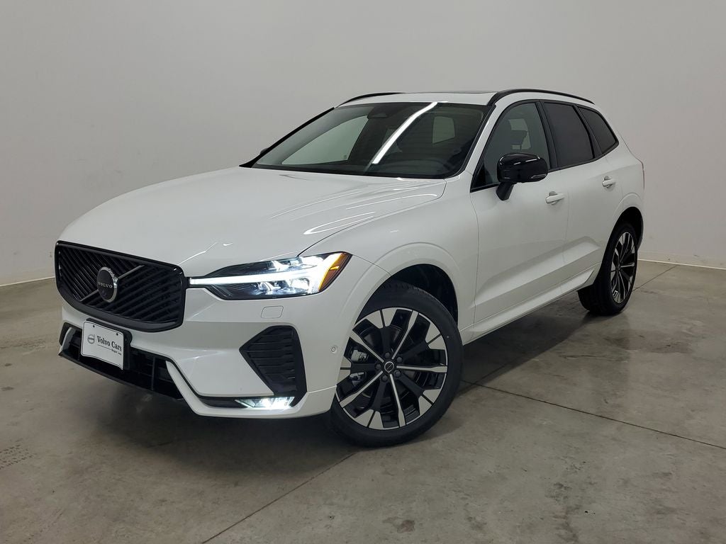 2026 Volvo XC60 B5 Plus