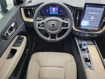 2026 Volvo XC60 B5 Plus