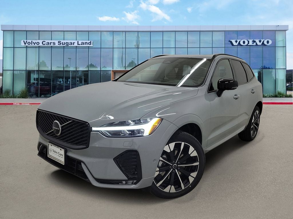 2026 Volvo XC60 B5 Plus