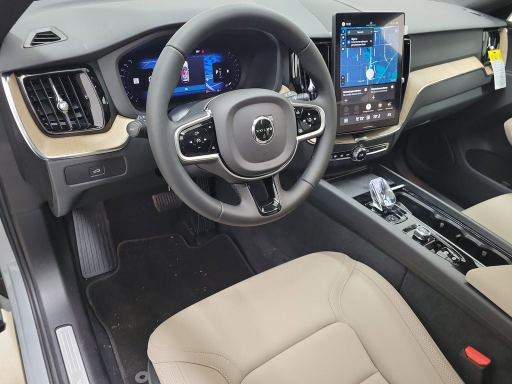 2026 Volvo XC60 B5 Plus