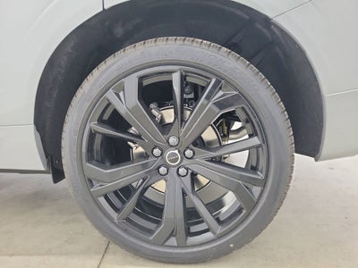 2026 Volvo XC60 B5 Ultra Black Edition