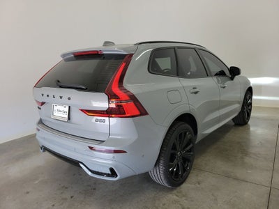 2026 Volvo XC60 B5 Ultra Black Edition