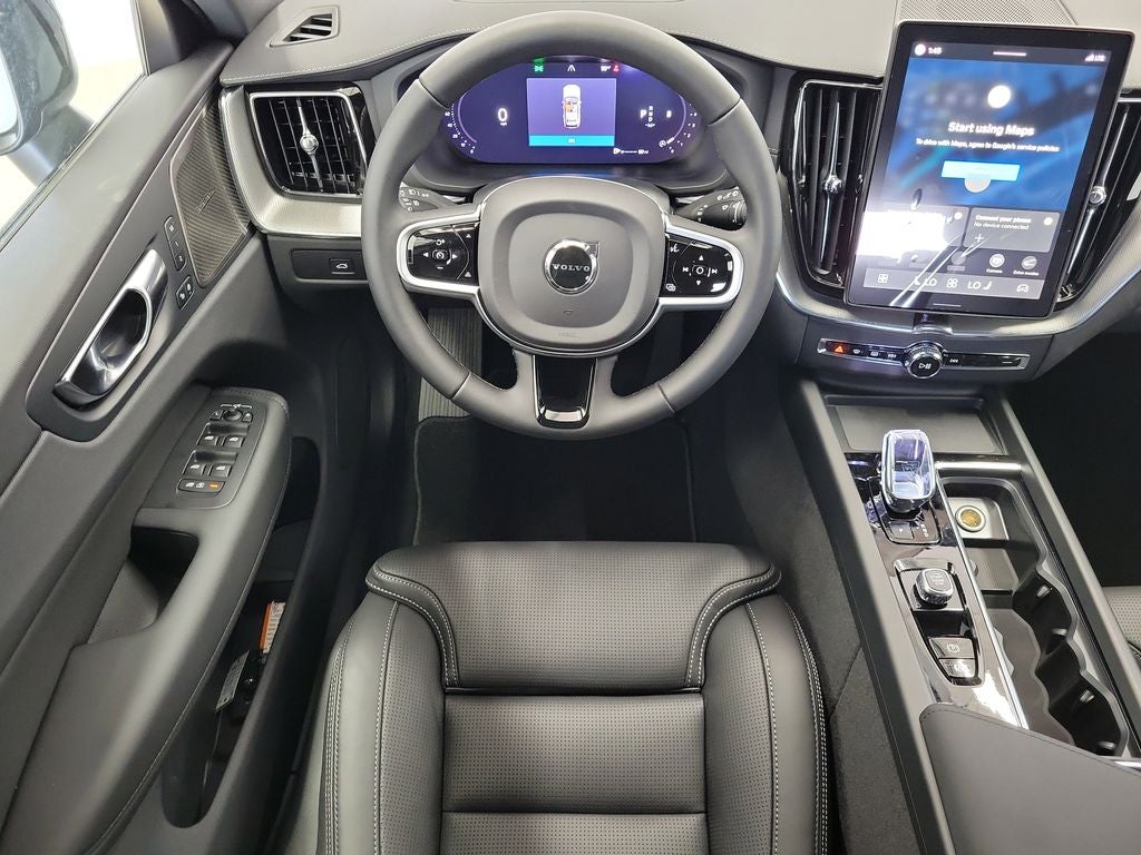 2026 Volvo XC60 B5 Ultra Black Edition