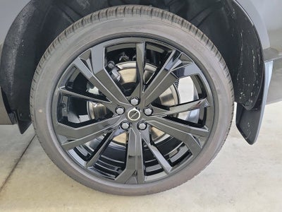 2026 Volvo XC60 B5 Ultra Black Edition