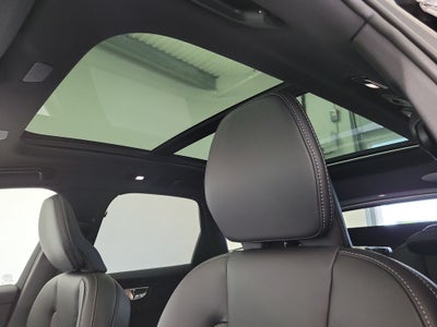 2026 Volvo XC60 B5 Ultra Black Edition