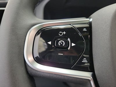 2026 Volvo XC60 B5 Ultra Black Edition