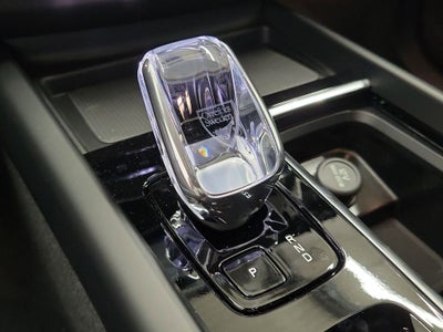 2026 Volvo XC60 B5 Ultra Black Edition