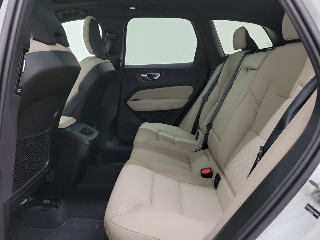 2026 Volvo XC60 B5 Core