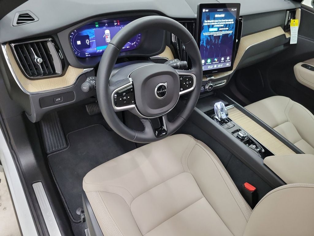 2026 Volvo XC60 B5 Core