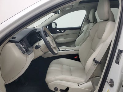 2025 Volvo XC60 B5 Core
