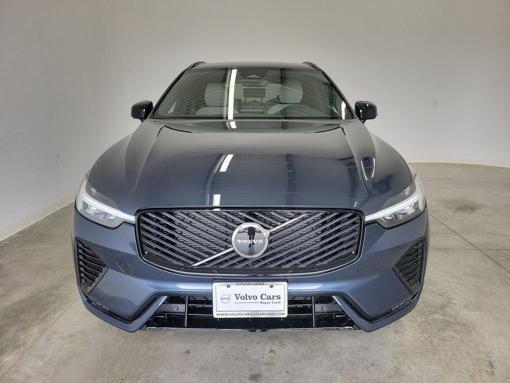 2026 Volvo XC60 B5 Core