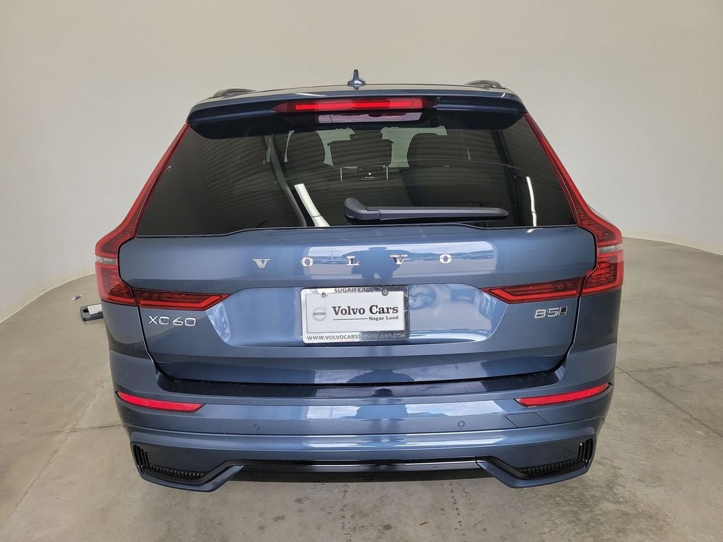 2026 Volvo XC60 B5 Core