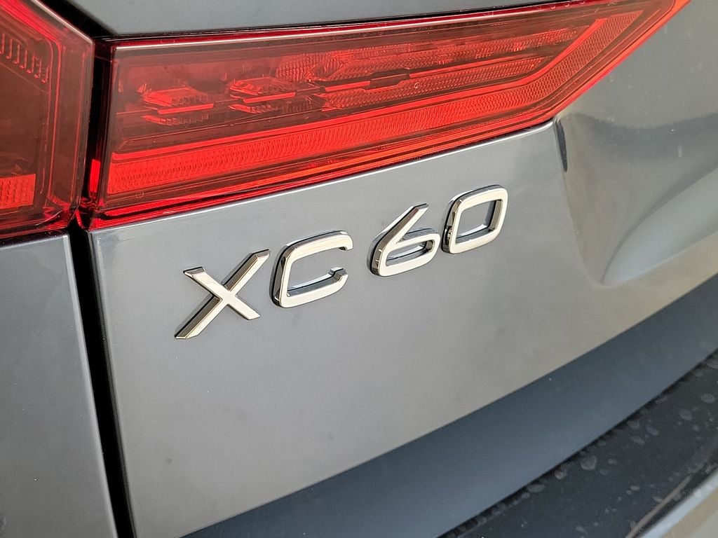 2026 Volvo XC60 B5 Core