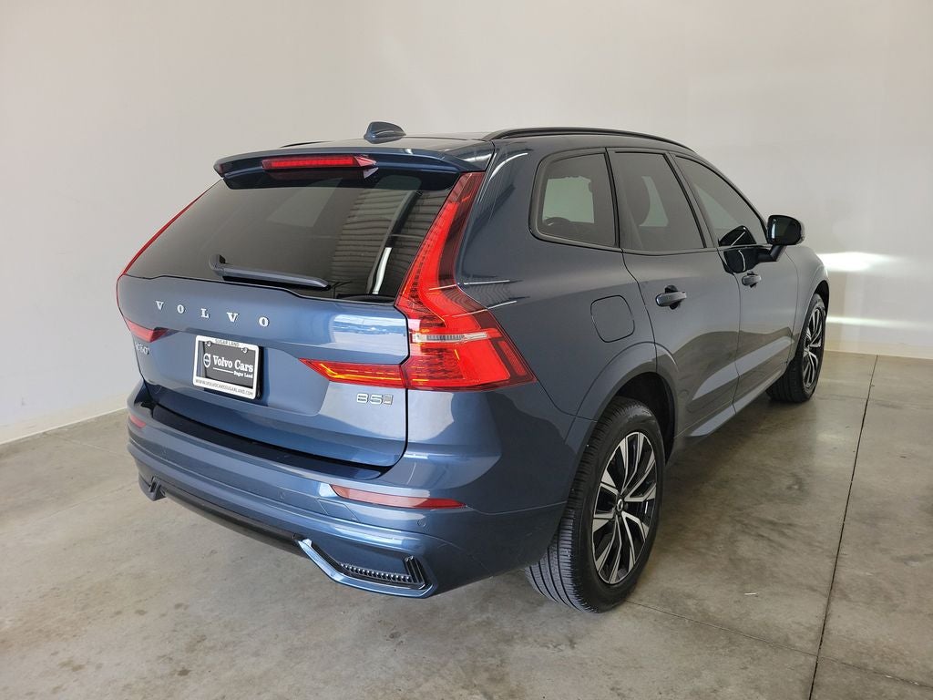 2025 Volvo XC60 B5 Core