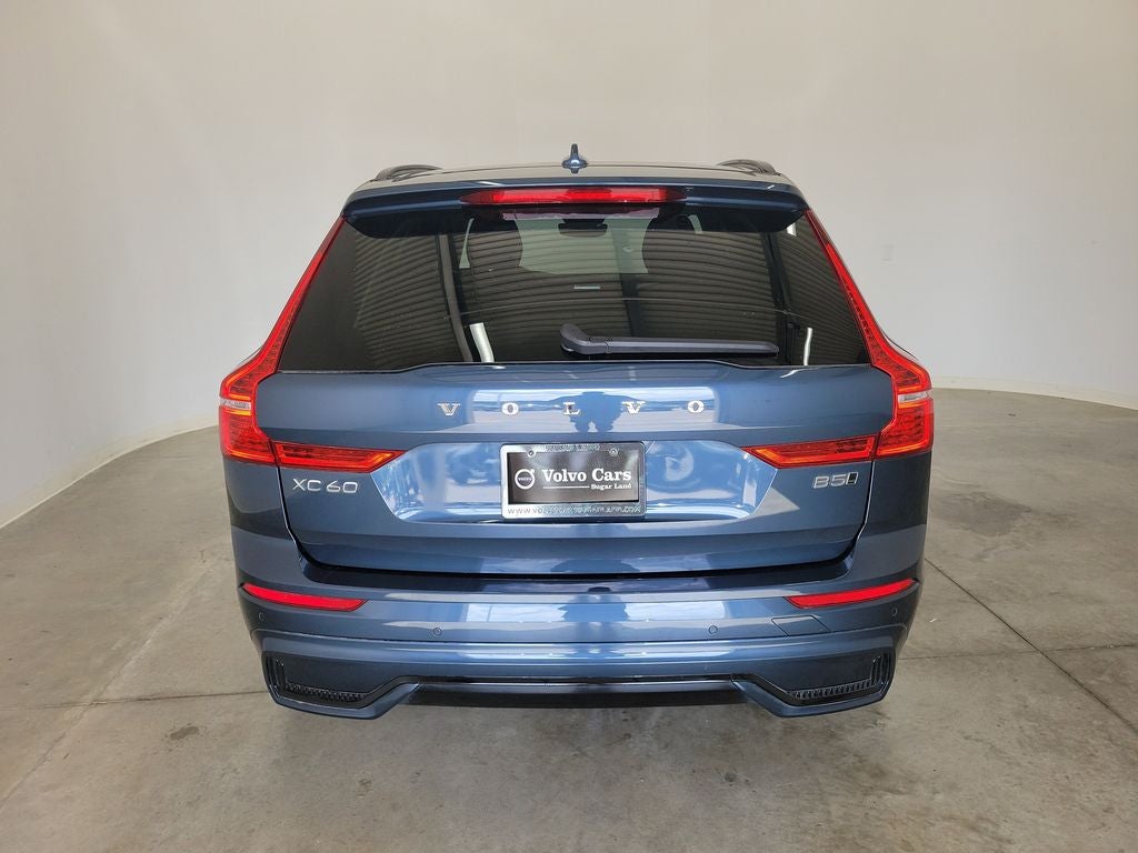 2025 Volvo XC60 B5 Core