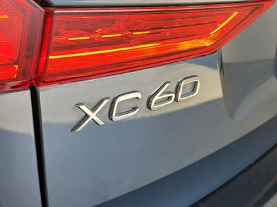 2025 Volvo XC60 B5 Core