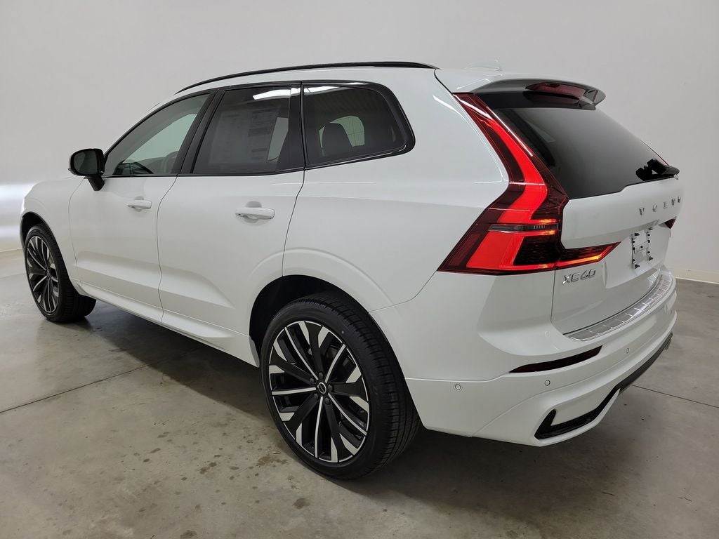 2026 Volvo XC60 B5 Ultra