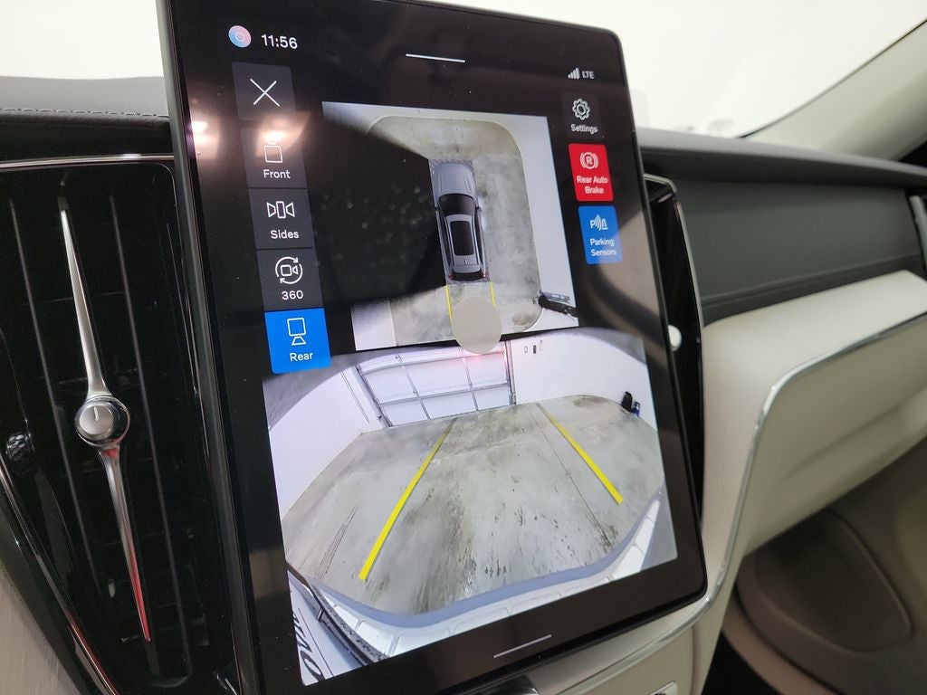 2026 Volvo XC60 B5 Ultra