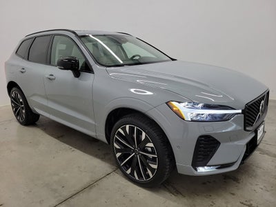 2026 Volvo XC60 B5 Ultra