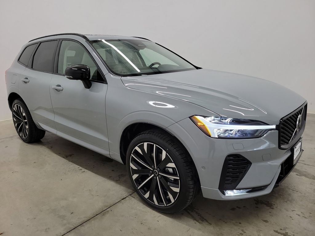 2026 Volvo XC60 B5 Ultra
