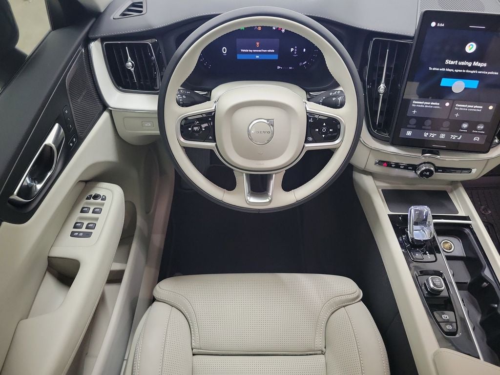 2026 Volvo XC60 B5 Ultra