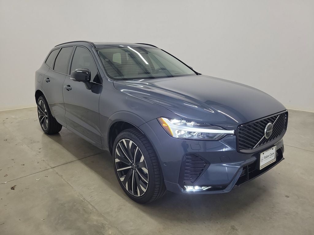 2026 Volvo XC60 B5 Ultra