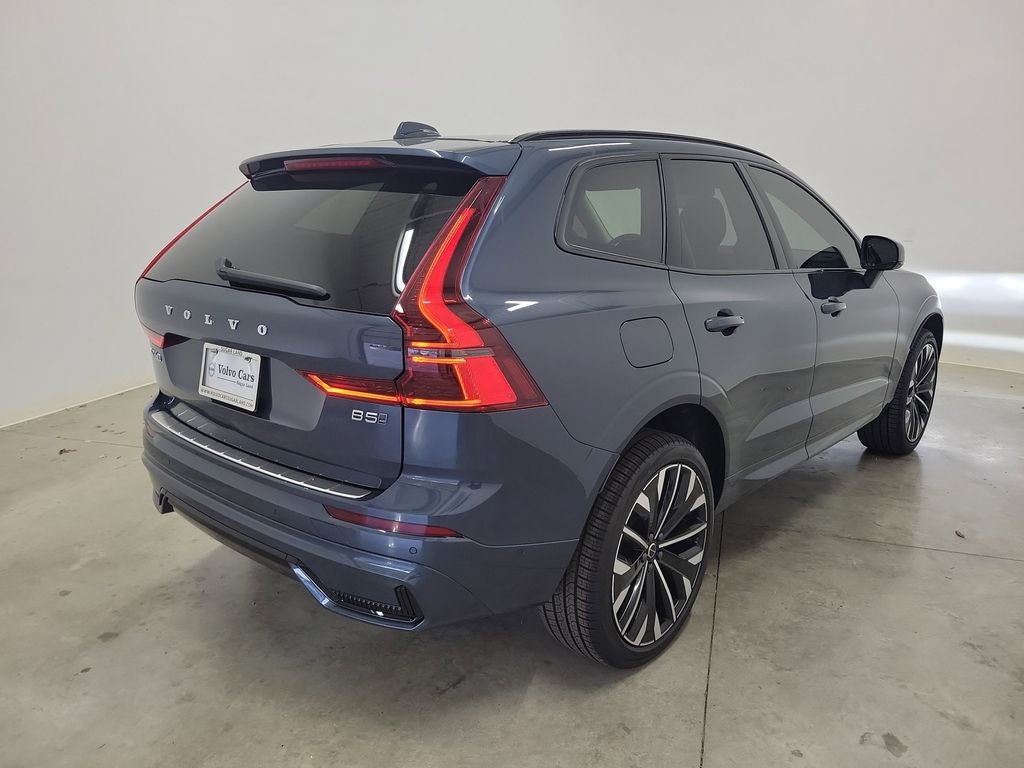 2026 Volvo XC60 B5 Ultra