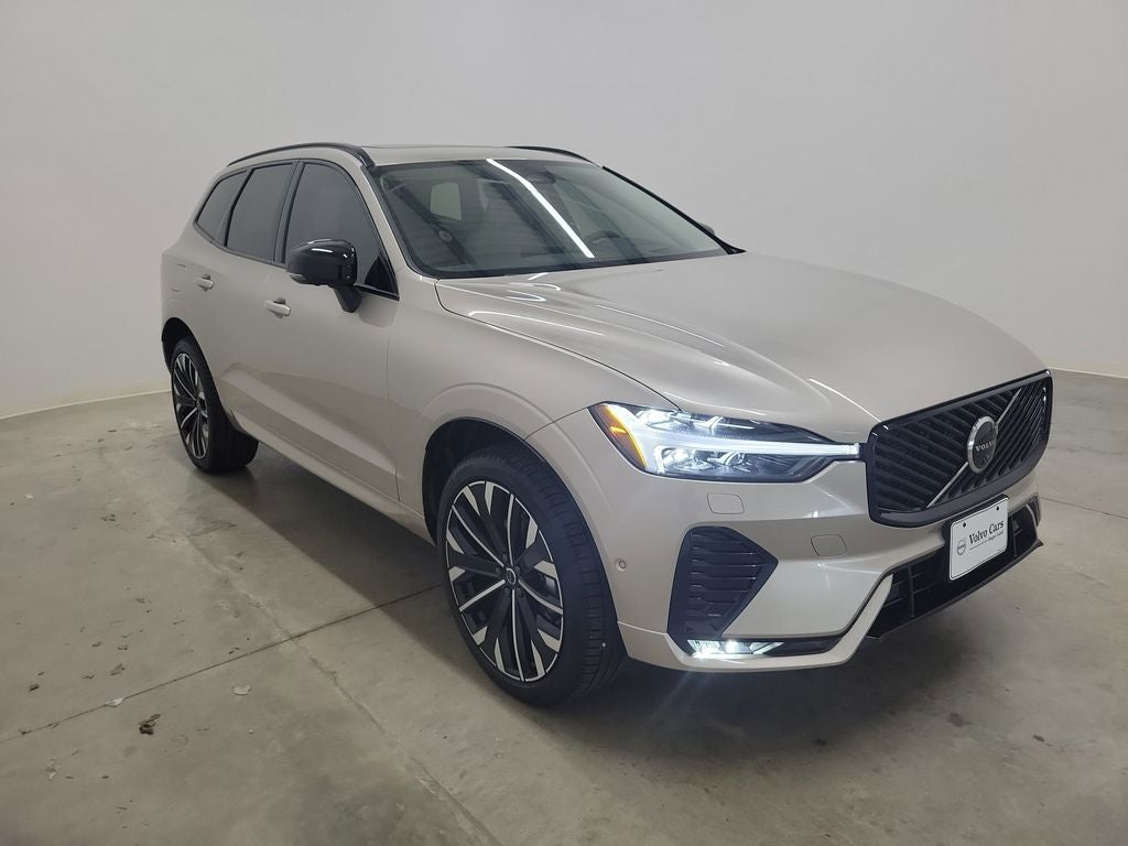 2026 Volvo XC60 B5 Ultra