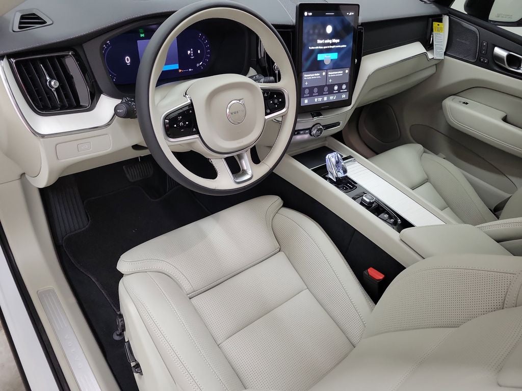 2026 Volvo XC60 B5 Ultra