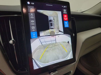 2026 Volvo XC60 B5 Ultra