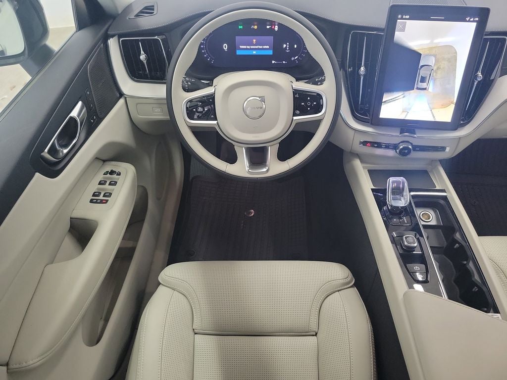 2026 Volvo XC60 B5 Ultra
