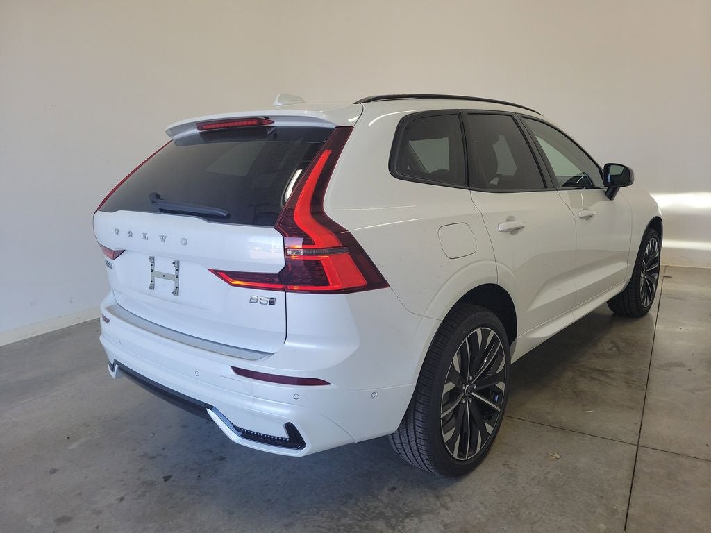 2026 Volvo XC60 B5 Ultra