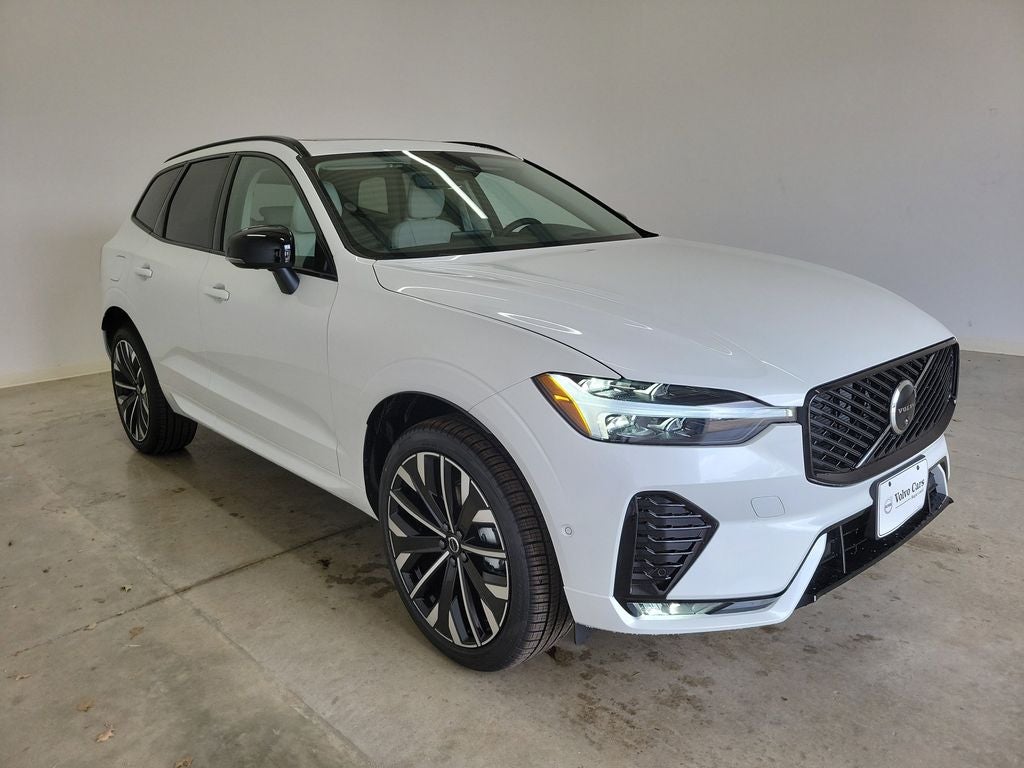 2026 Volvo XC60 B5 Ultra