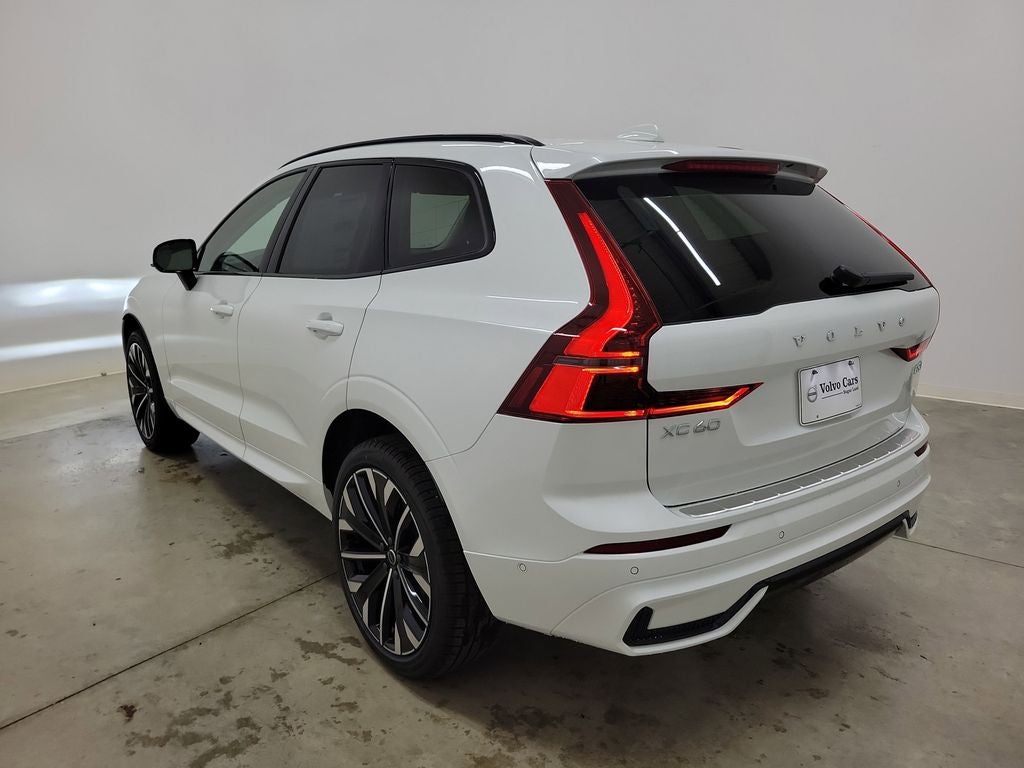 2026 Volvo XC60 B5 Ultra