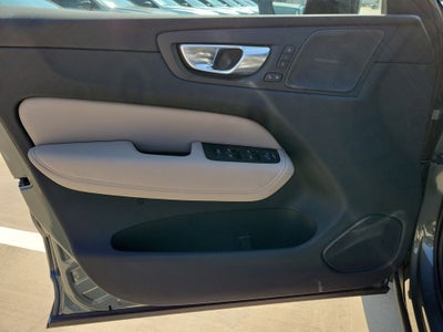 2027 Volvo XC60 B5 Plus