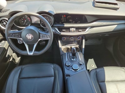 2019 Alfa Romeo Stelvio Base