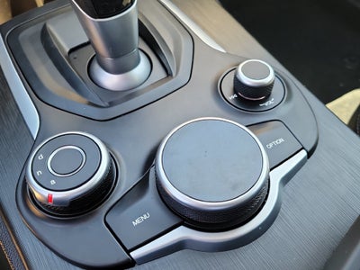 2019 Alfa Romeo Stelvio Base