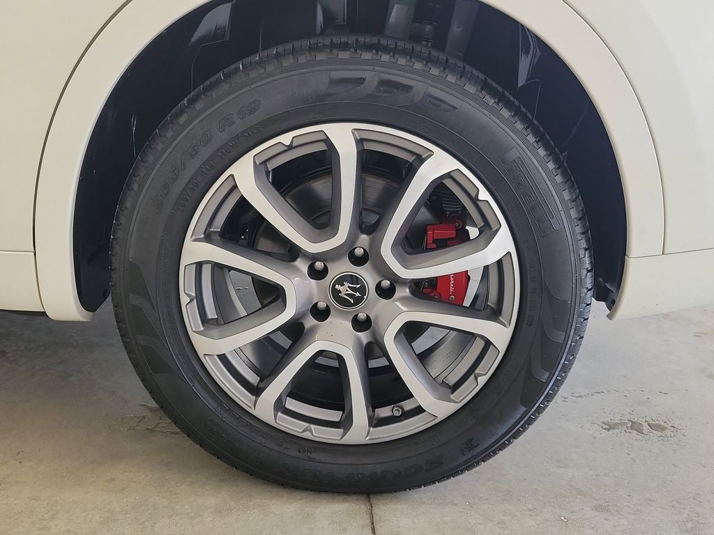 2020 Maserati Levante Base