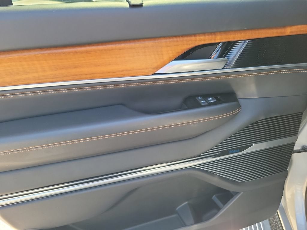 2024 Jeep Grand Wagoneer L Series III