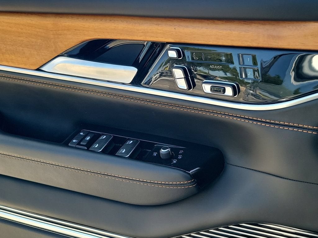 2024 Jeep Grand Wagoneer L Series III