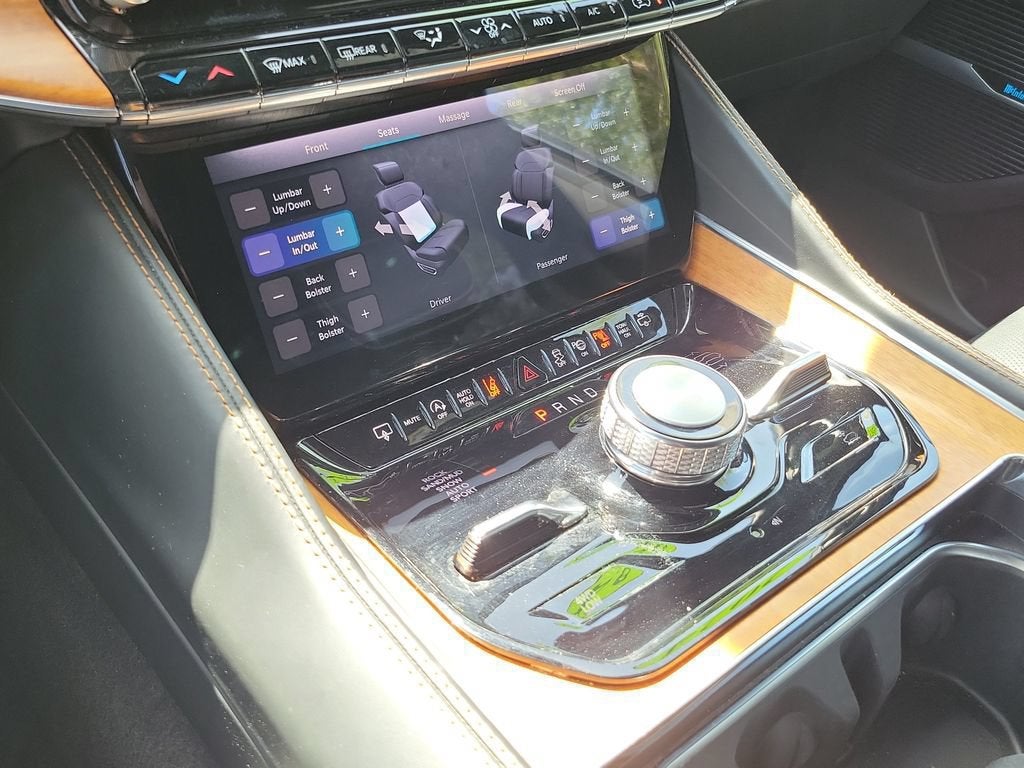 2024 Jeep Grand Wagoneer L Series III