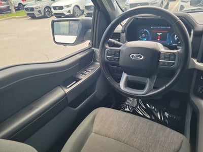 2023 Ford F-150 Lightning XLT