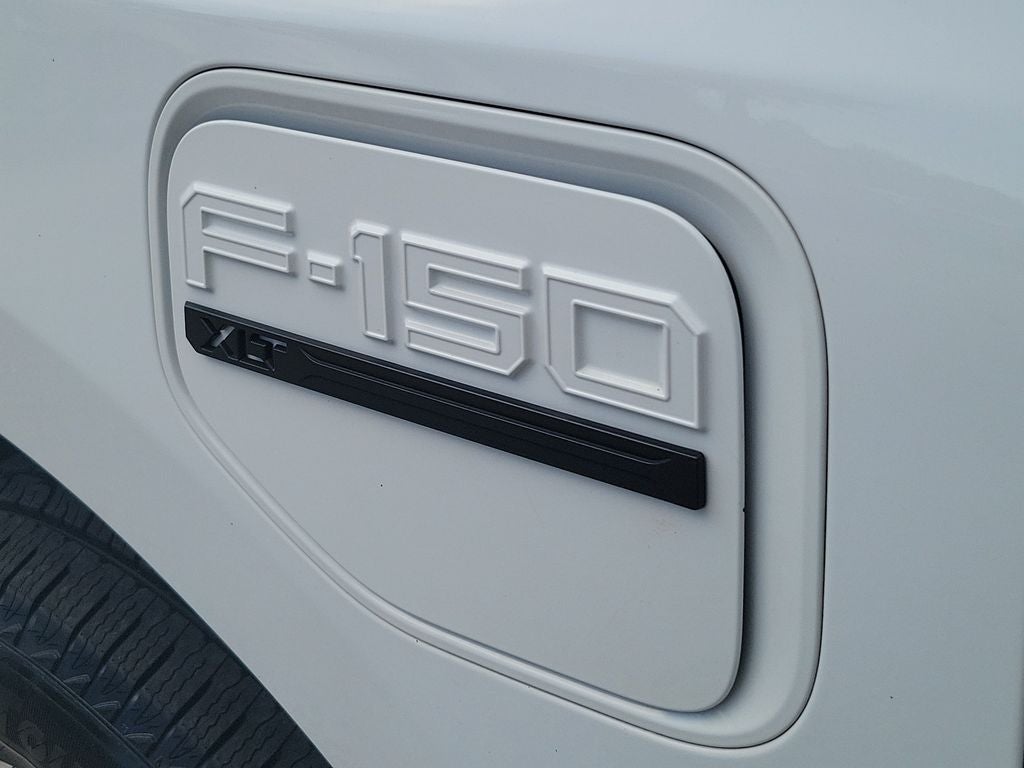 2023 Ford F-150 Lightning XLT