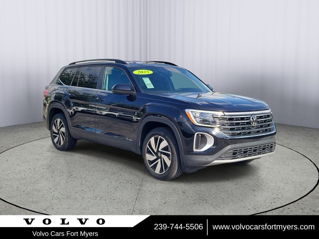 2025 Volkswagen Atlas 2.0T SE w/Technology